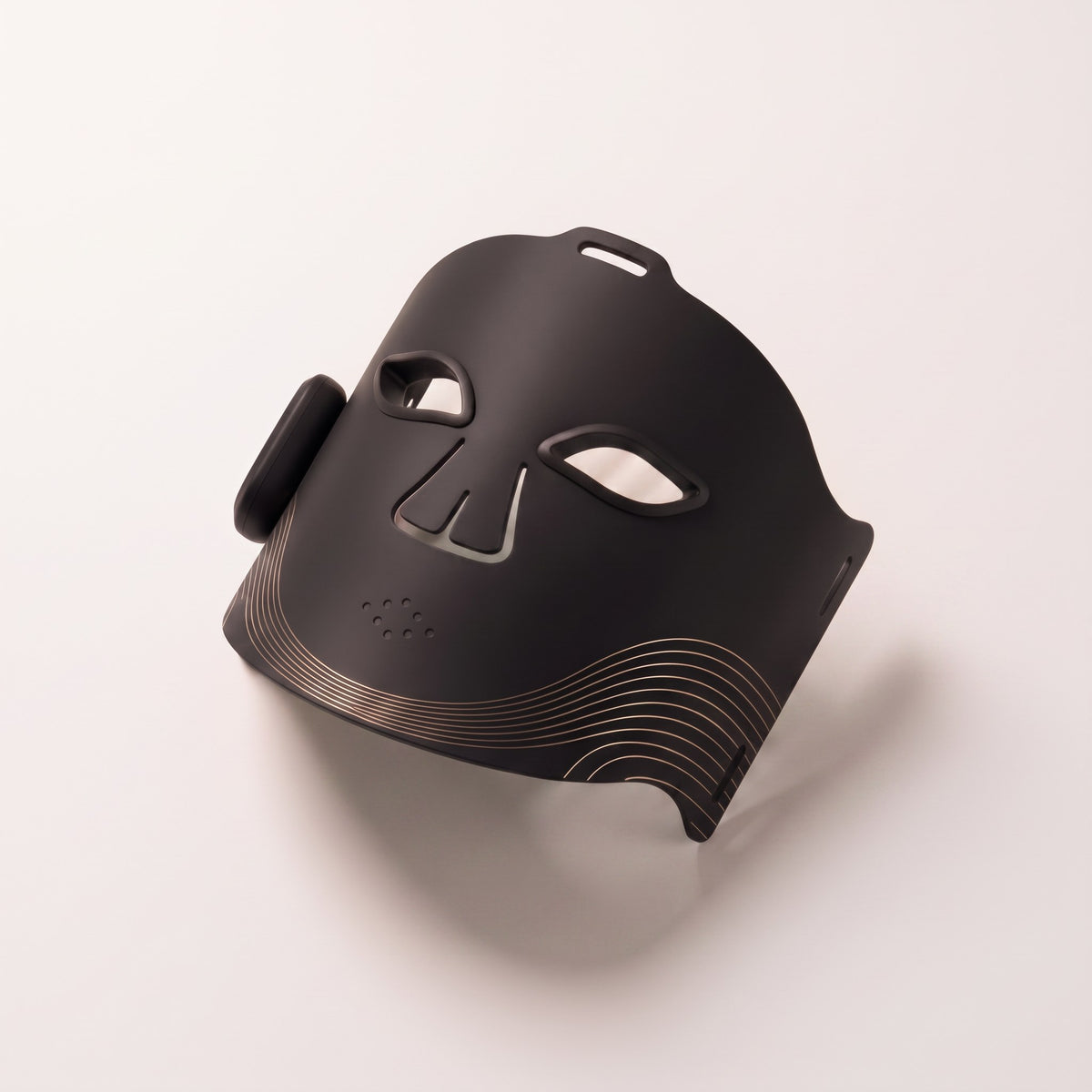LUMÈRE Face in black, unlit