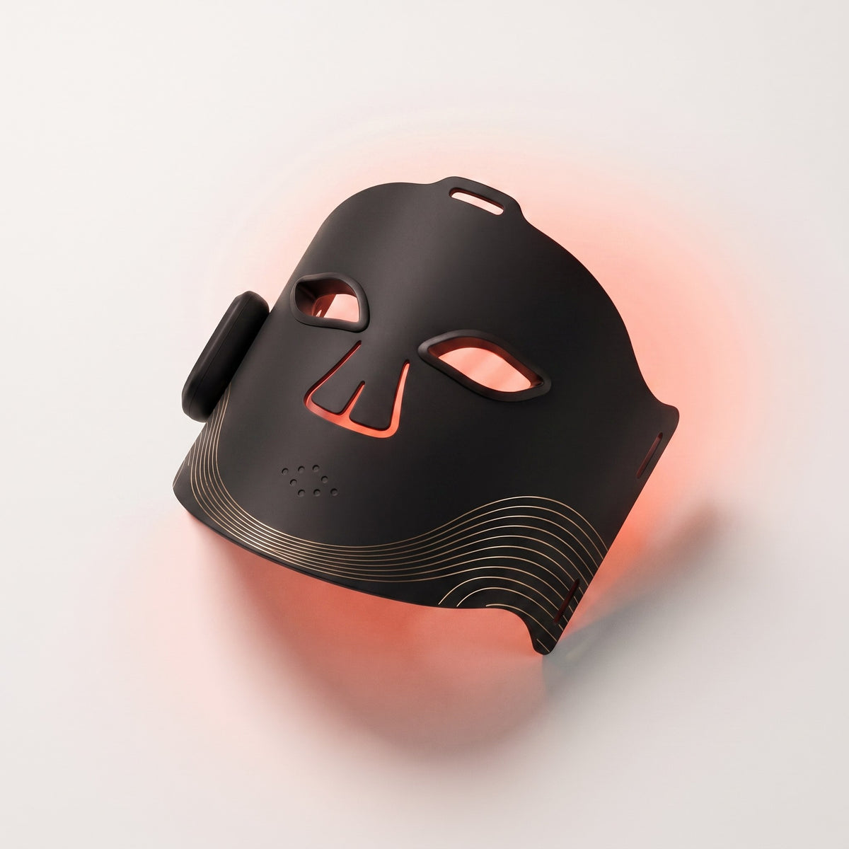 LUMÈRE Face in black, lit